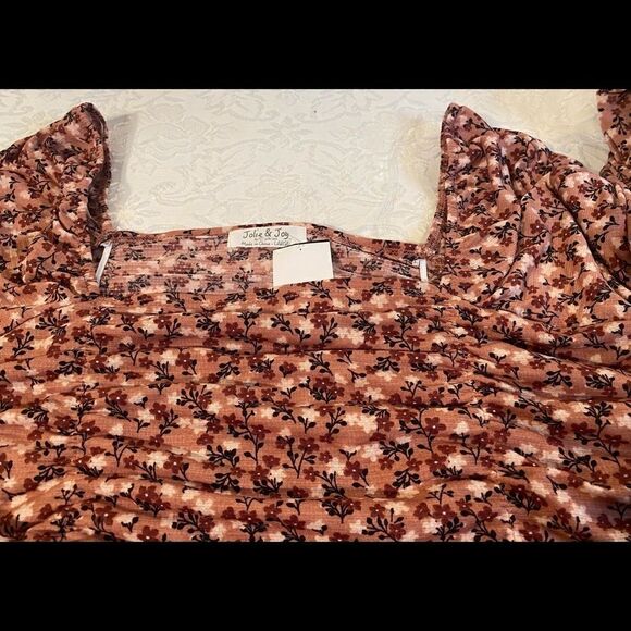 🛍Jolie & jog Ruch Raglan Women’s floral Top Size: Large - Picture 4 of 9